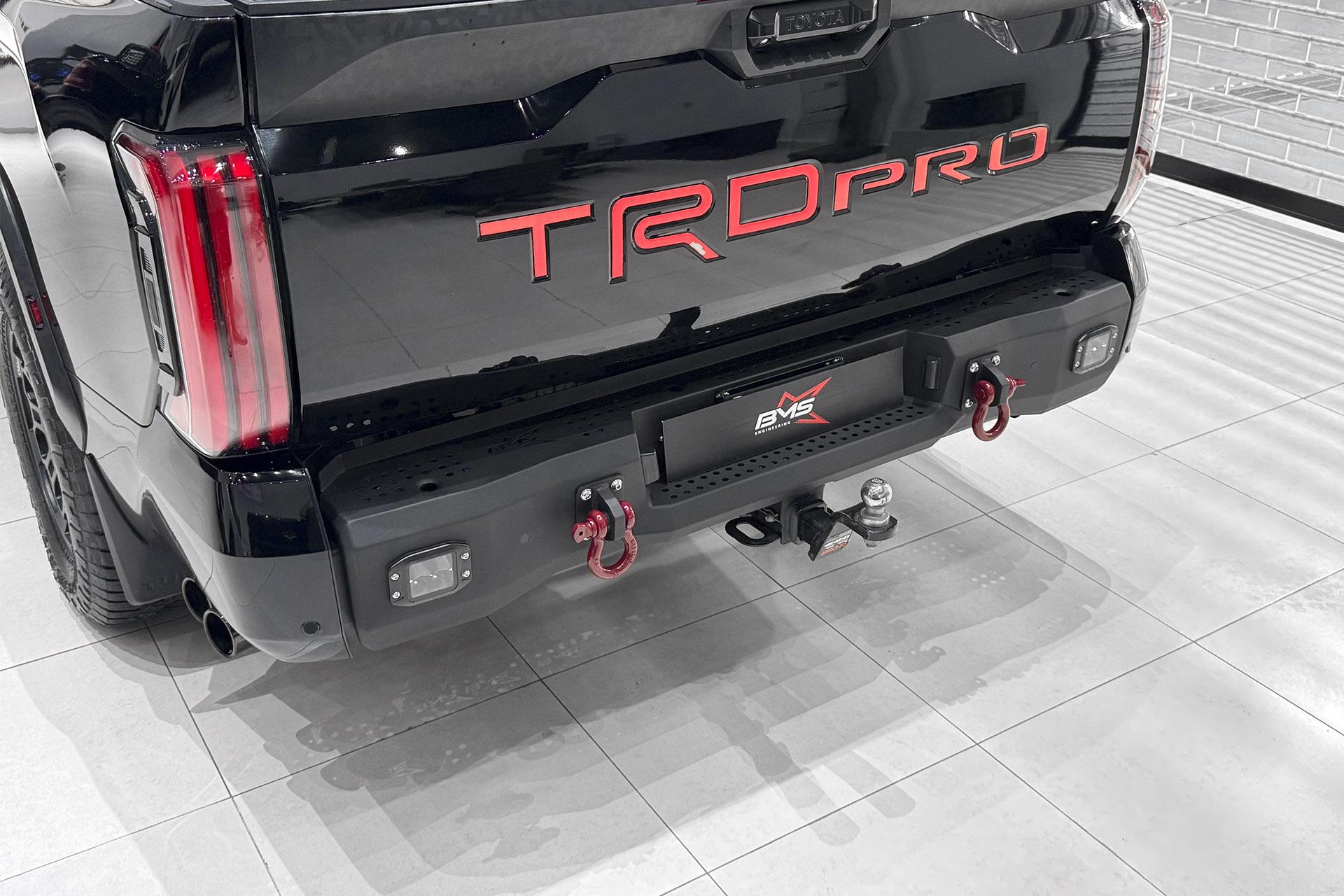 Бампер задний PRO-Line Tundra III 2021-2026