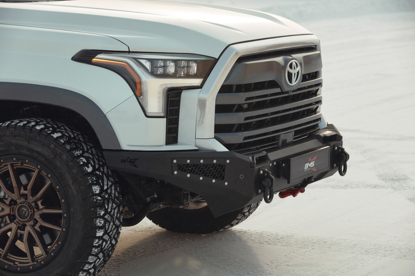 Бампер передний PRO-Line Tundra III 2021-2026