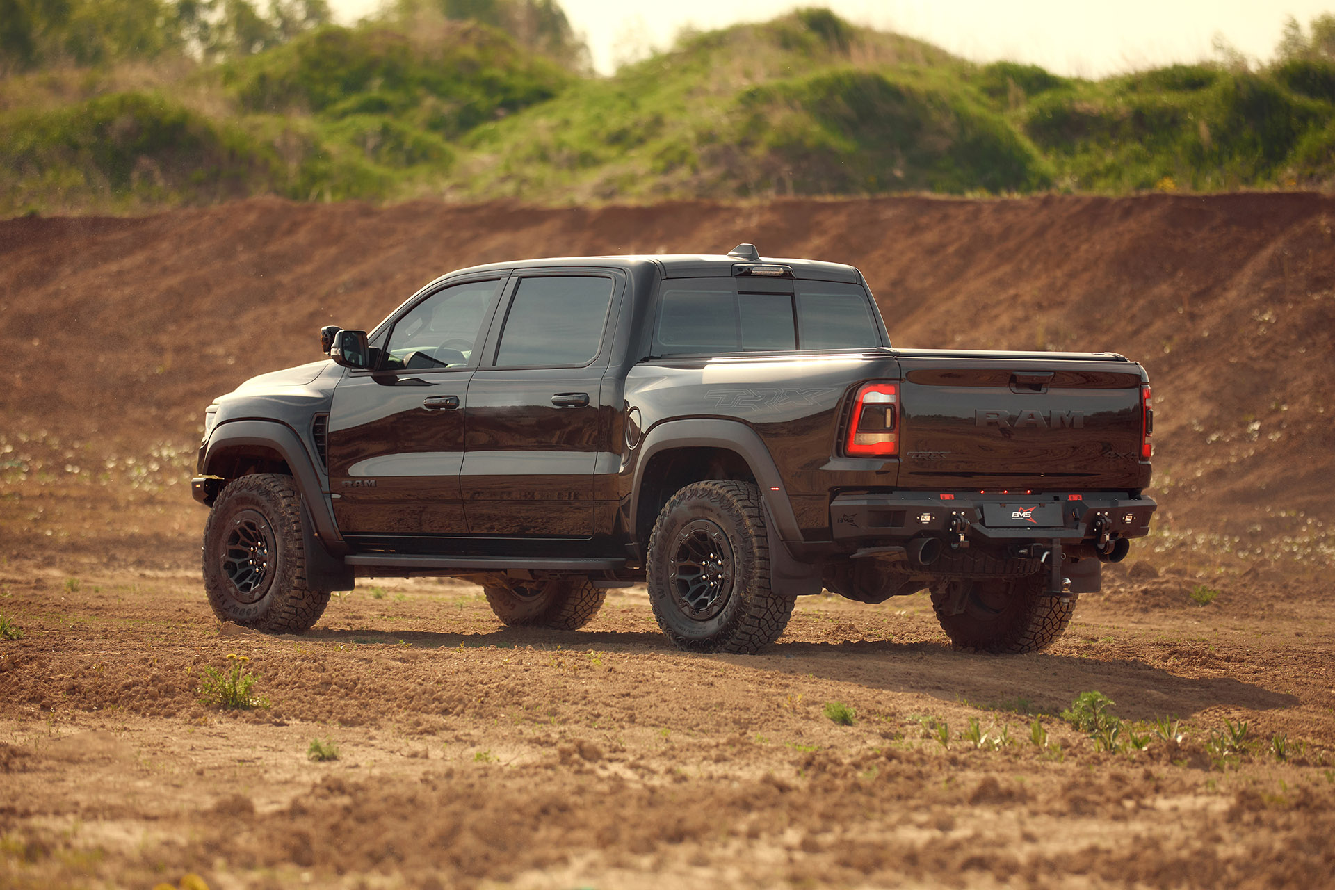 Бампер задний PRO-Line RAM 1500 V/Rebel 2019-2024/TRX 2020-2024