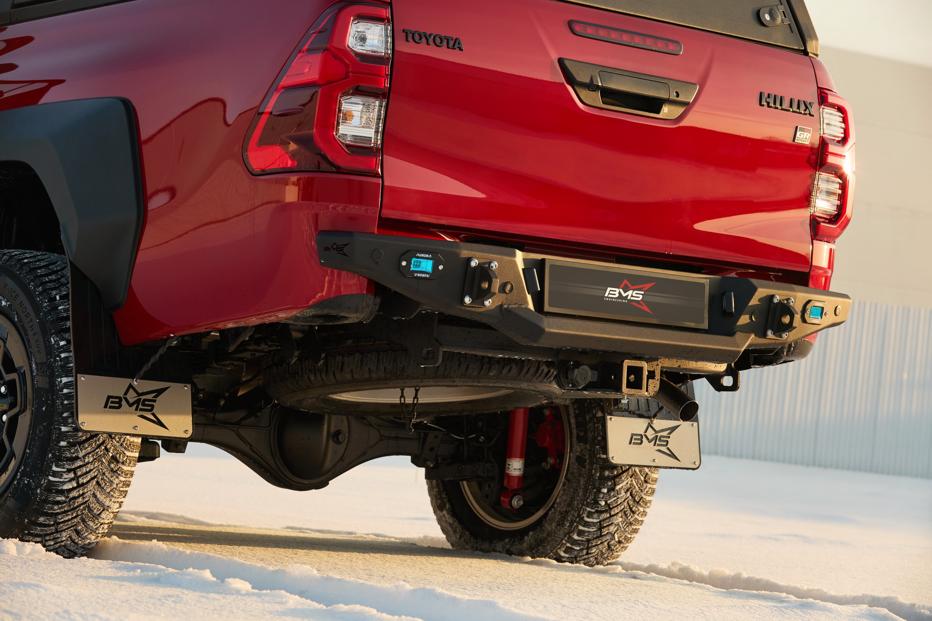Бампер задний Urban Hilux VIII 2015-2025