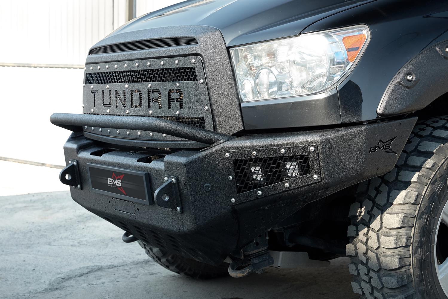 Бампер передний PRO-Line Tundra II 2007-2013