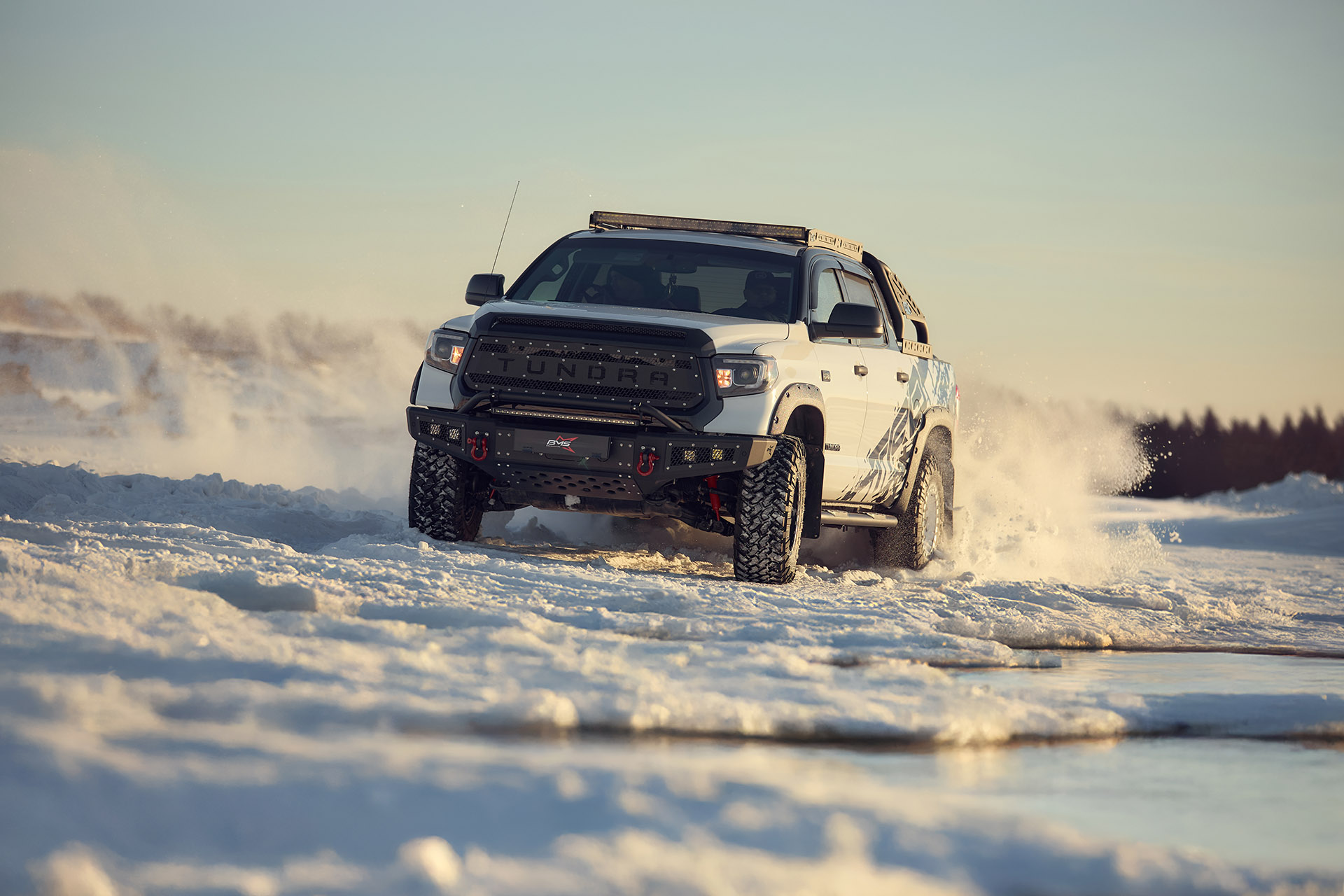 Бампер передний PRO-Line Tundra II рест 2013-2021