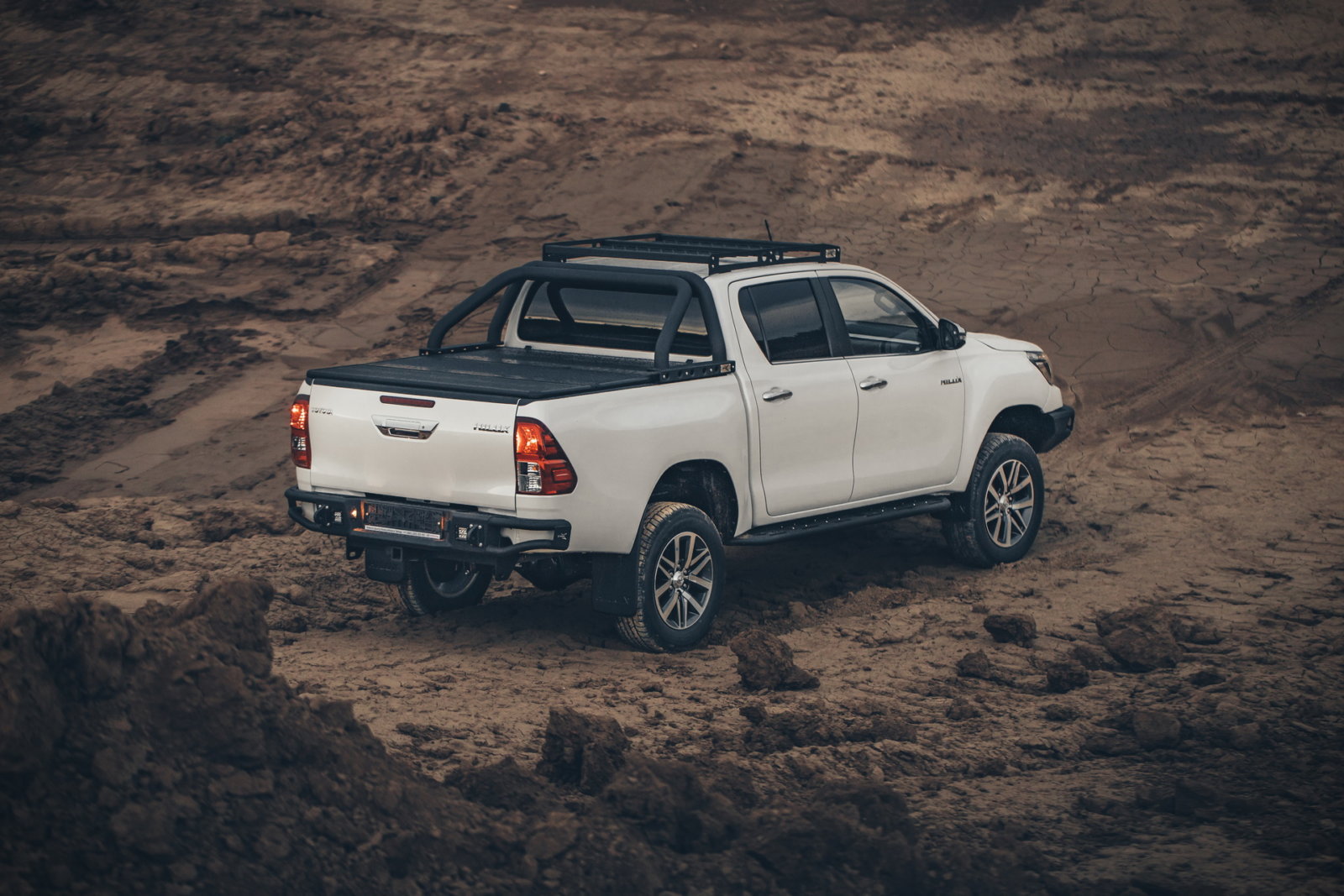 Бампер задний ALFA Hilux VIII 2015-2025
