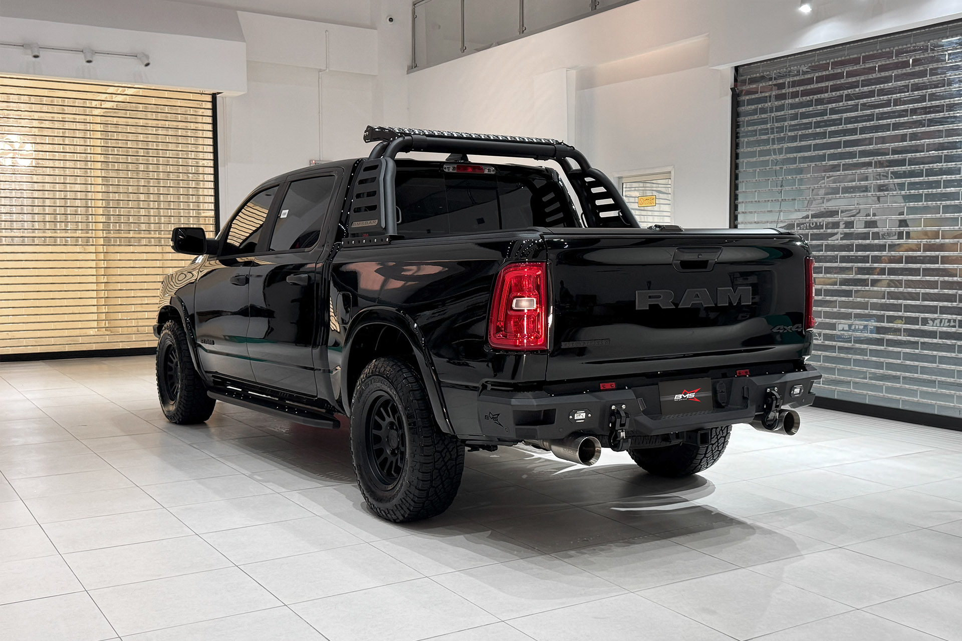 Бампер задний PRO-Line RAM 1500 V 2024-2026