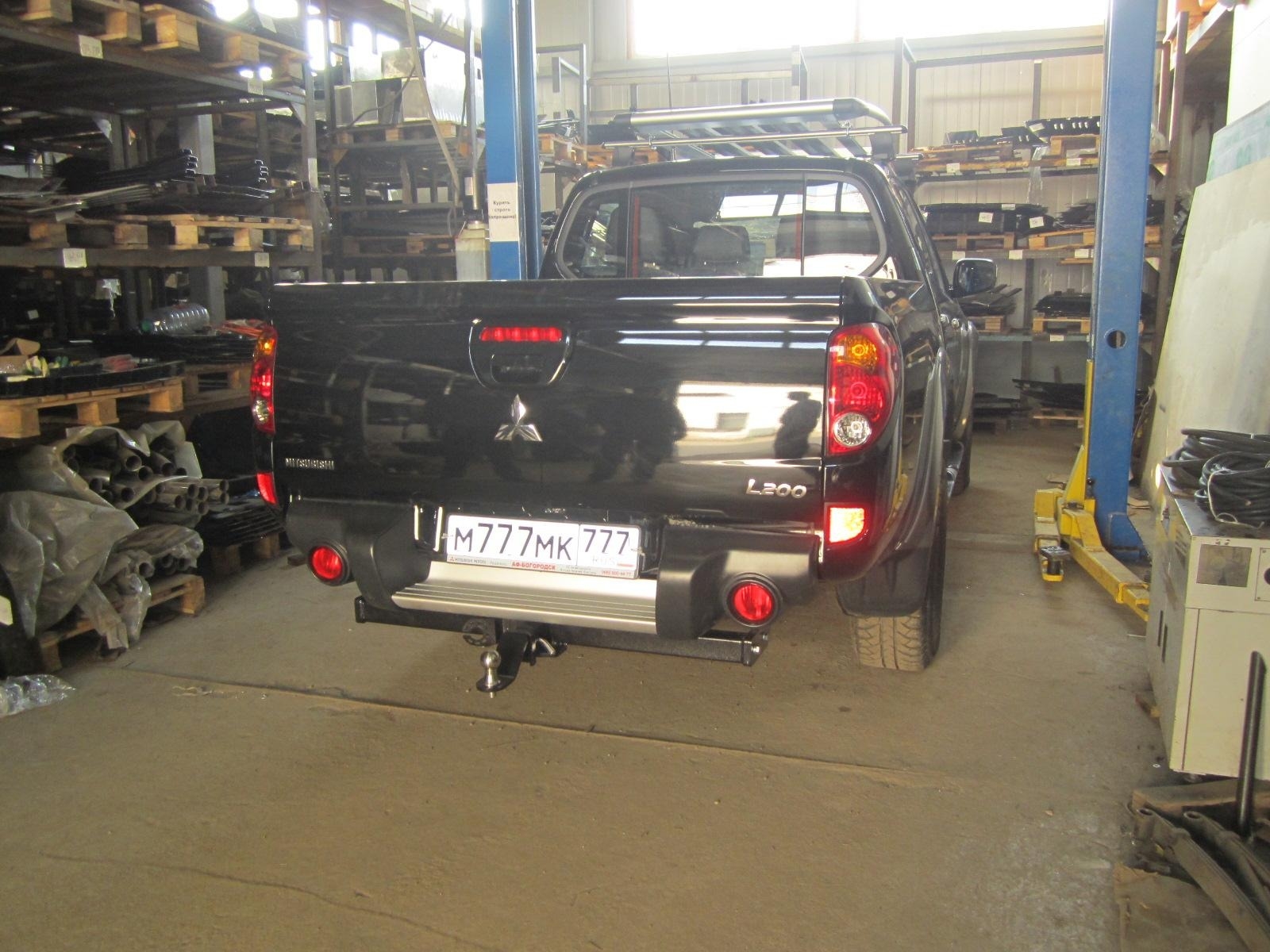 Фаркоп под квадрат 50х50 для Mitsubishi L200 2006-2013