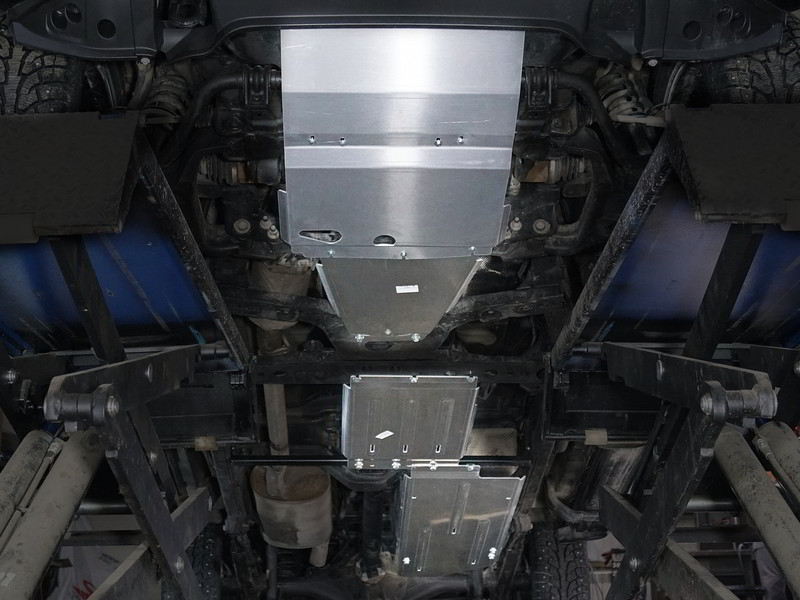 Комплект защит (картер и радиатор, кпп, рк, бак) (алюминий 4мм) 2.5 л., X Class