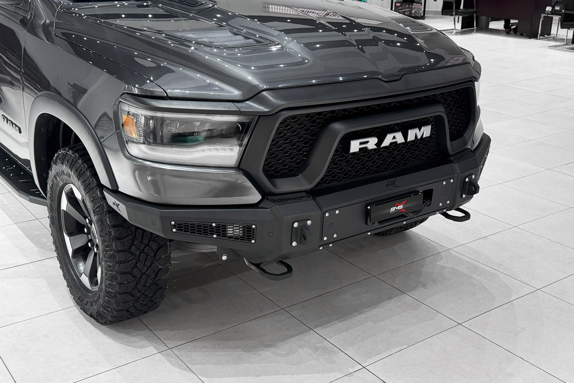 Бампер передний PRO-Line RAM 1500 V Rebel 2019-2024