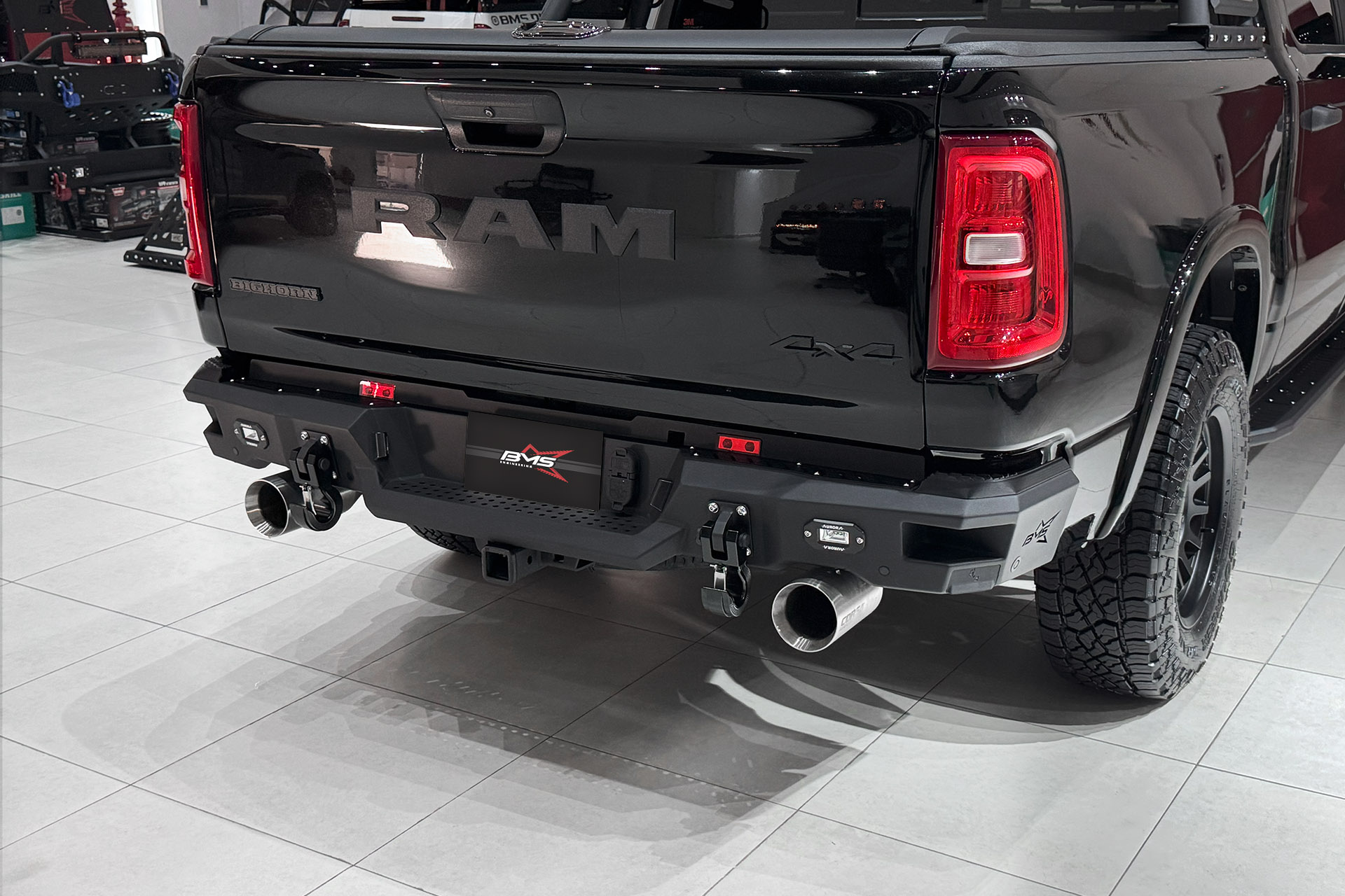 Бампер задний PRO-Line RAM 1500 V 2024-2026
