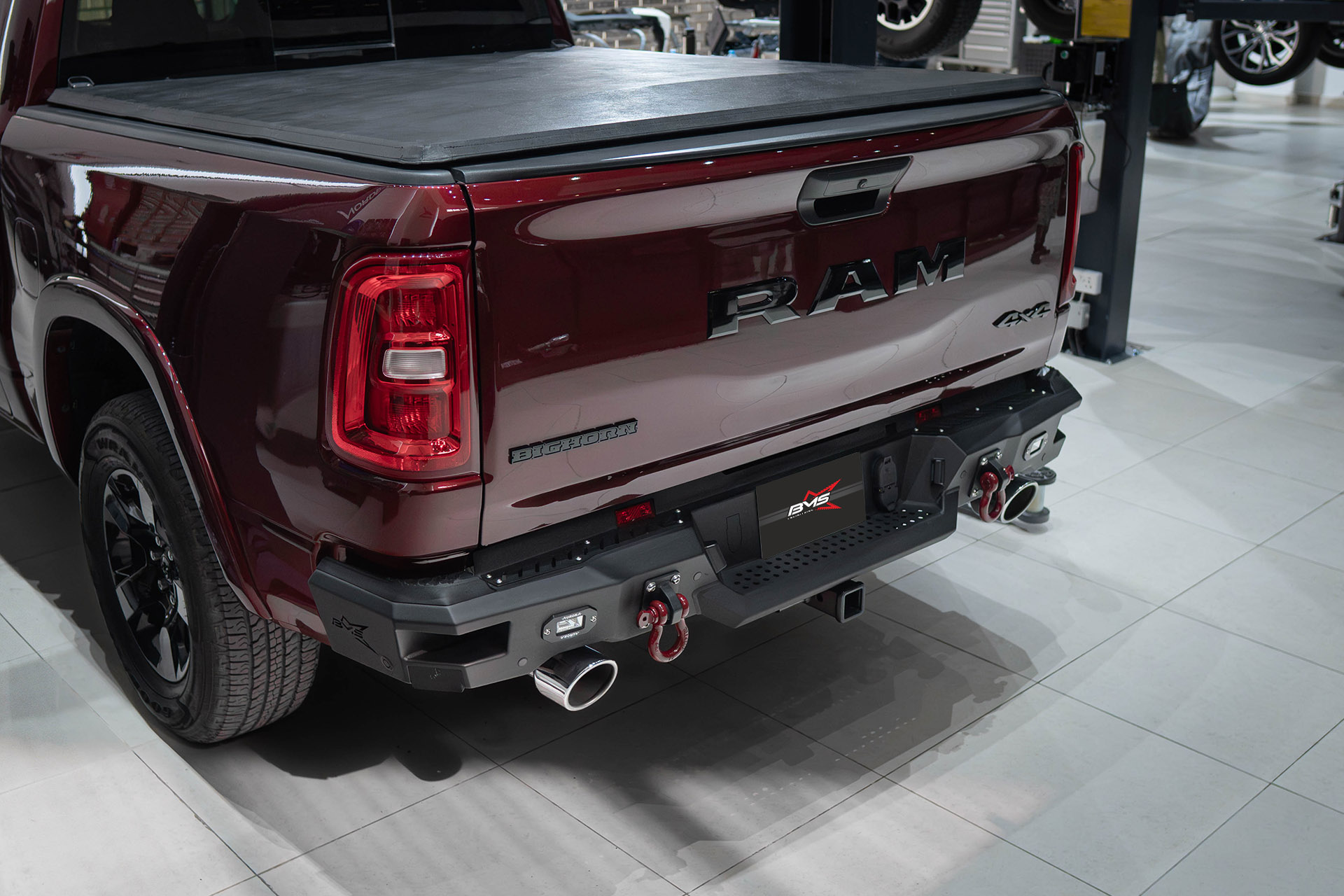 Бампер задний PRO-Line RAM 1500 V 2024-2026