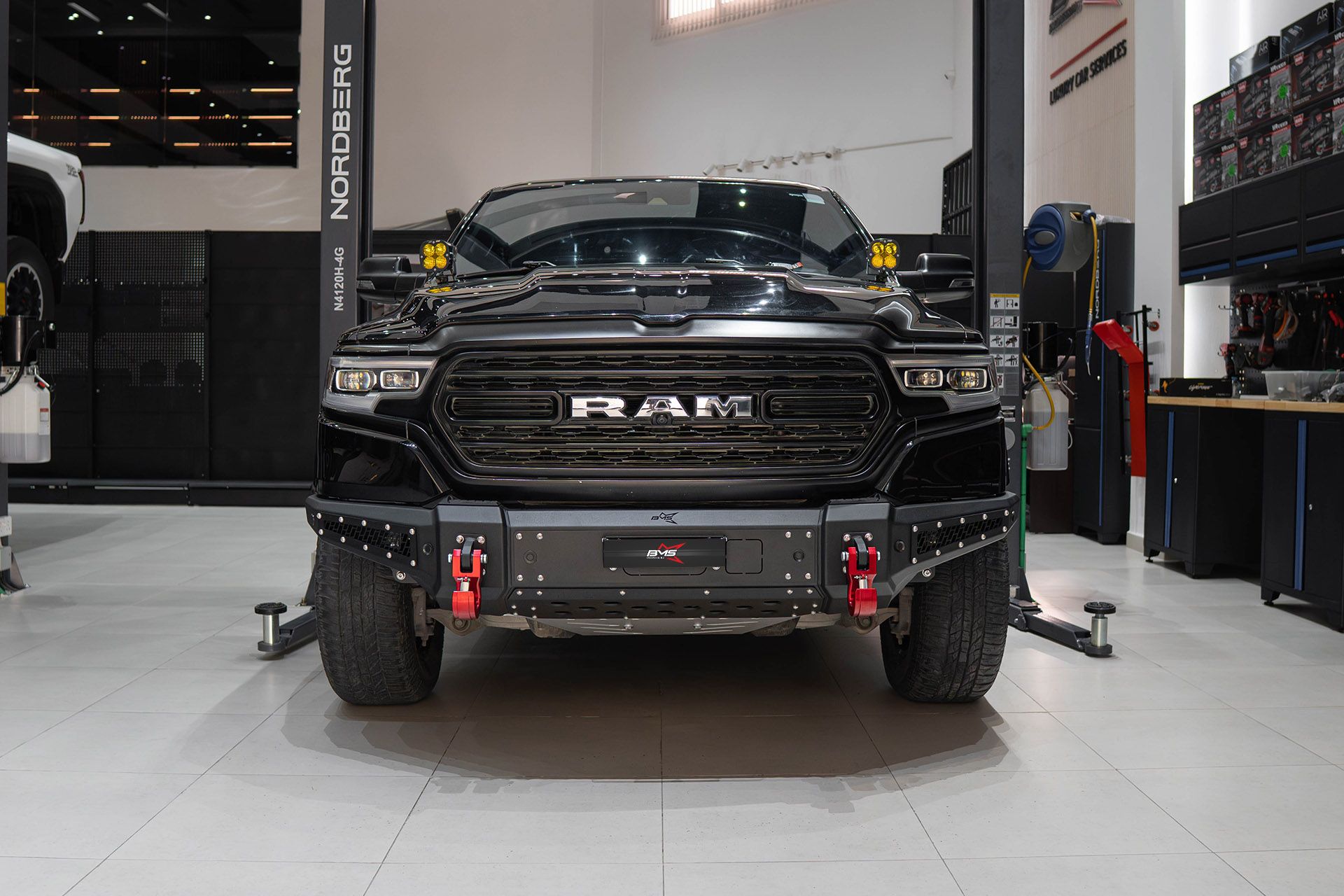 Бампер передний PRO-Line RAM 1500 V 2019-2024