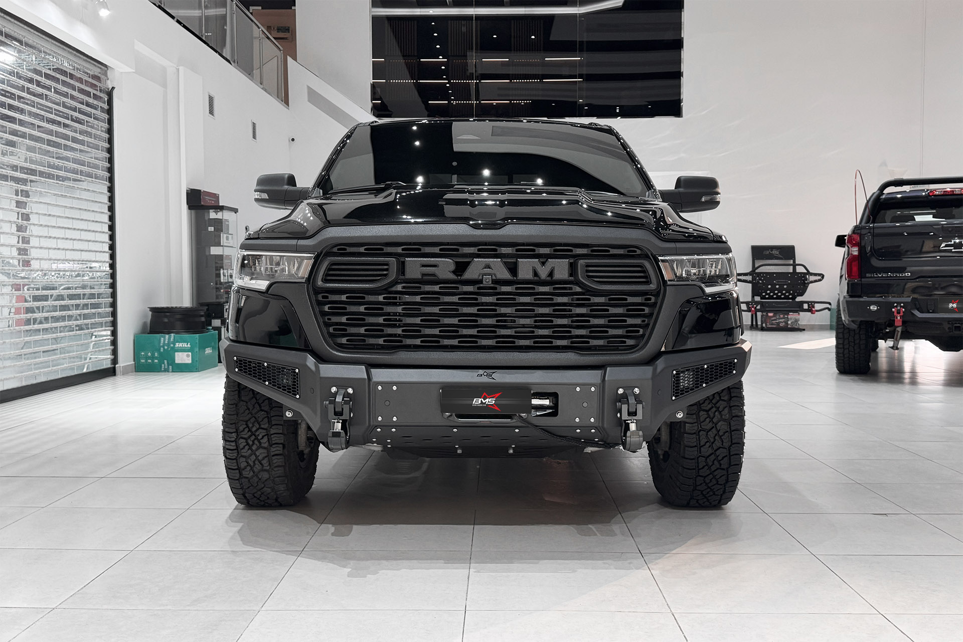 Бампер передний PRO-Line RAM 1500 V 2024-2026