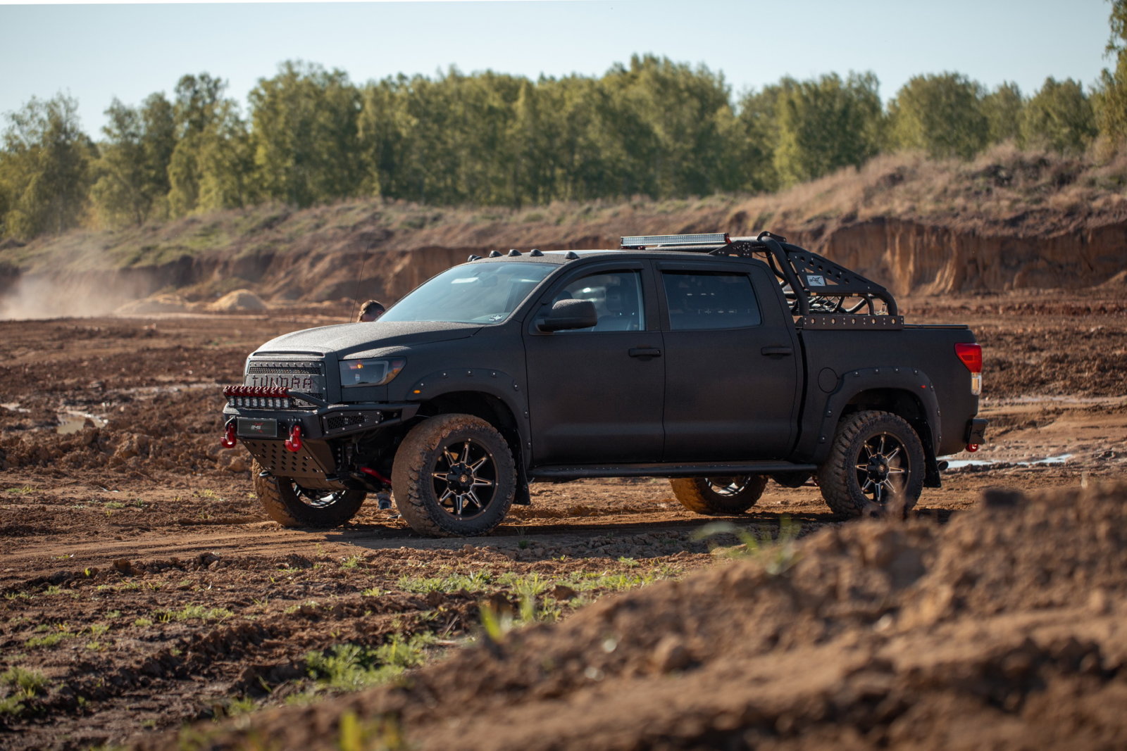 Бампер передний ALFA Tundra II 2007-2013