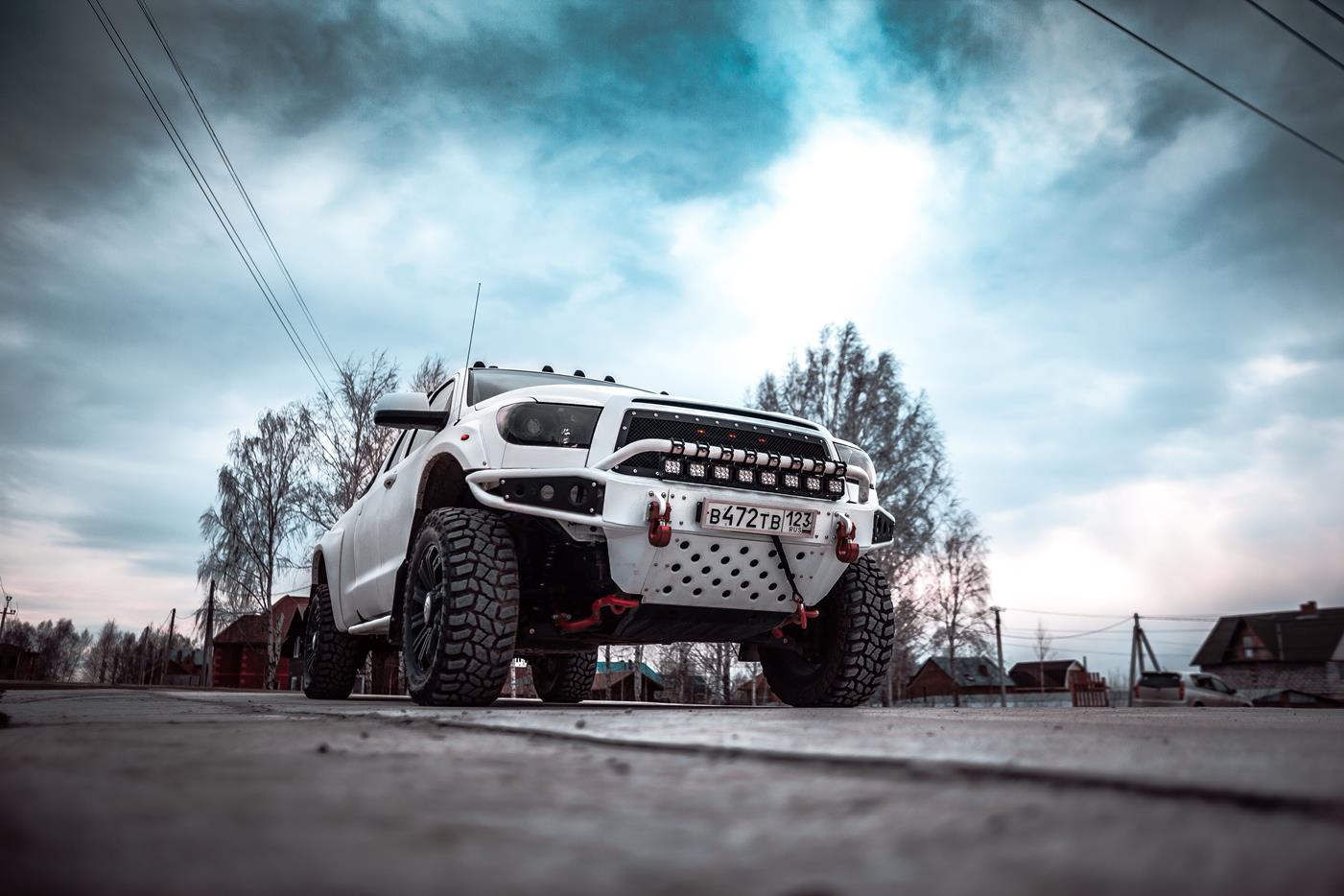 Бампер передний ALFA Tundra II 2007-2013