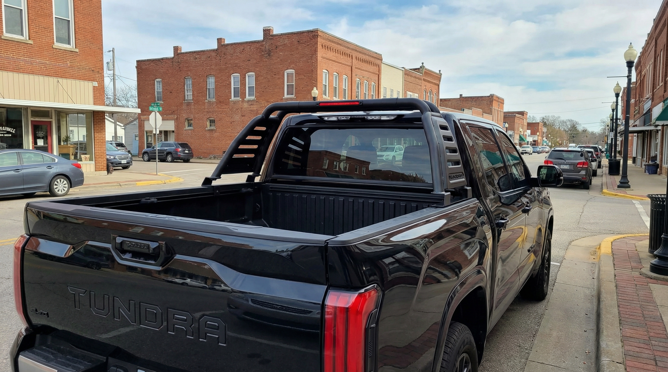 Дуга Rambar-V2 (Tonneau Cover Base, черная сталь) для Tundra III 2021-2026