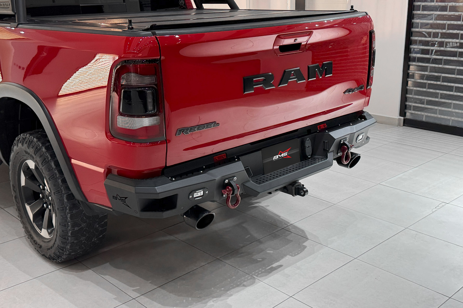 Бампер задний PRO-Line RAM 1500 V/Rebel 2019-2024/TRX 2020-2024