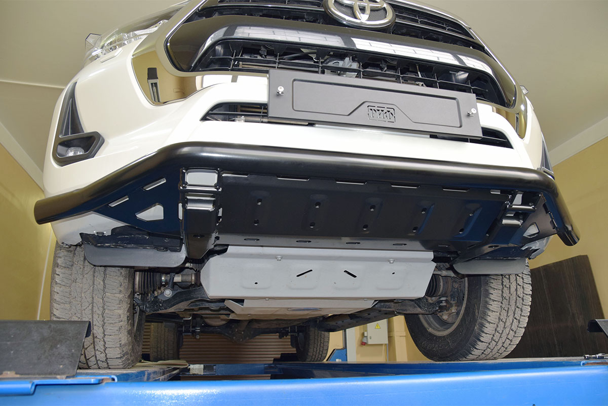 Бампер передний / Защита штатного бампера Hilux VIII 2020-2025