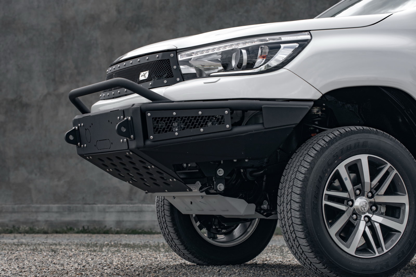 Бампер передний ALFA Hilux VIII 2015-2020