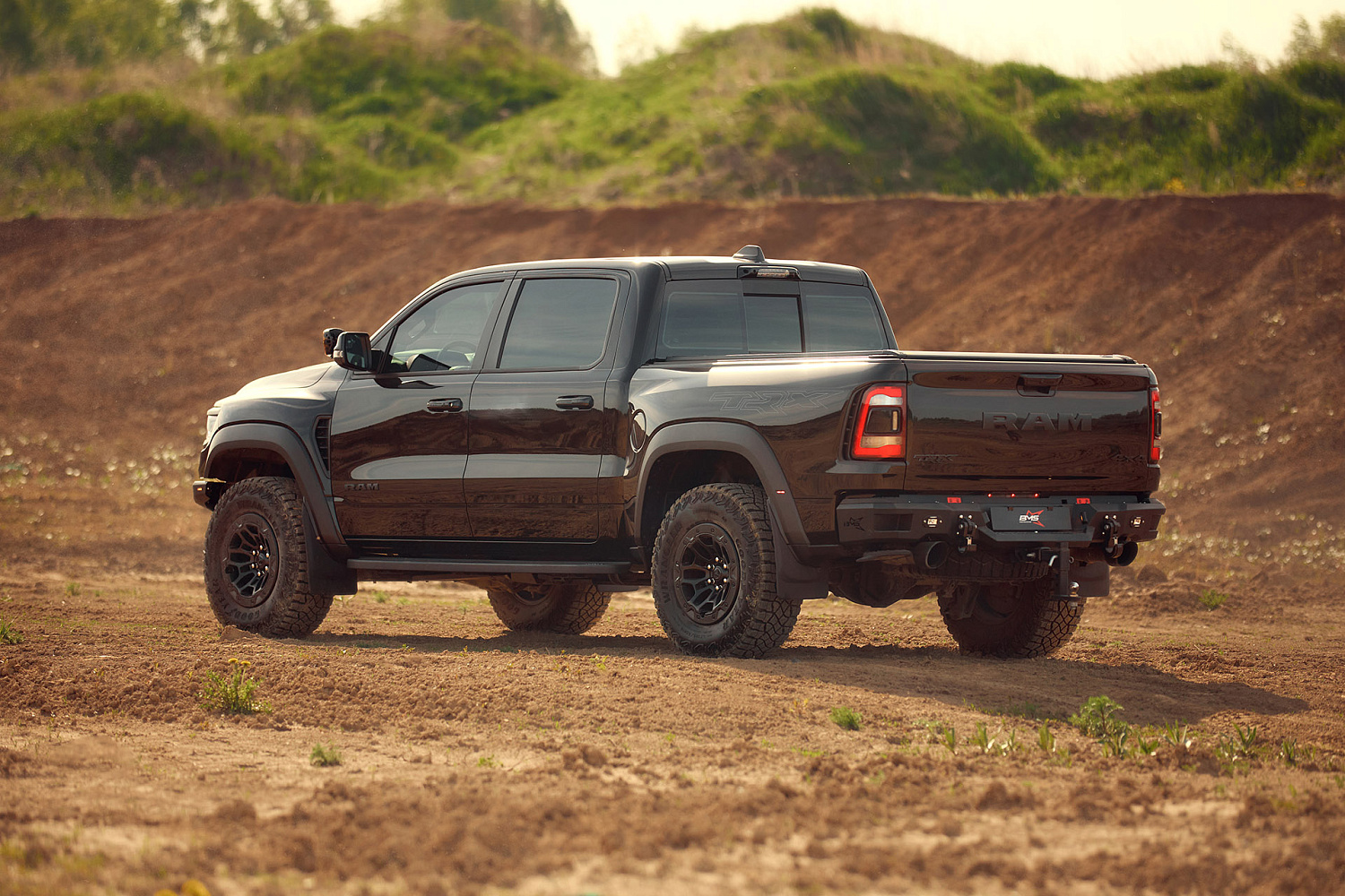 Бампер задний PRO-Line RAM 1500 V/Rebel 2019-2024/TRX 2020-2024
