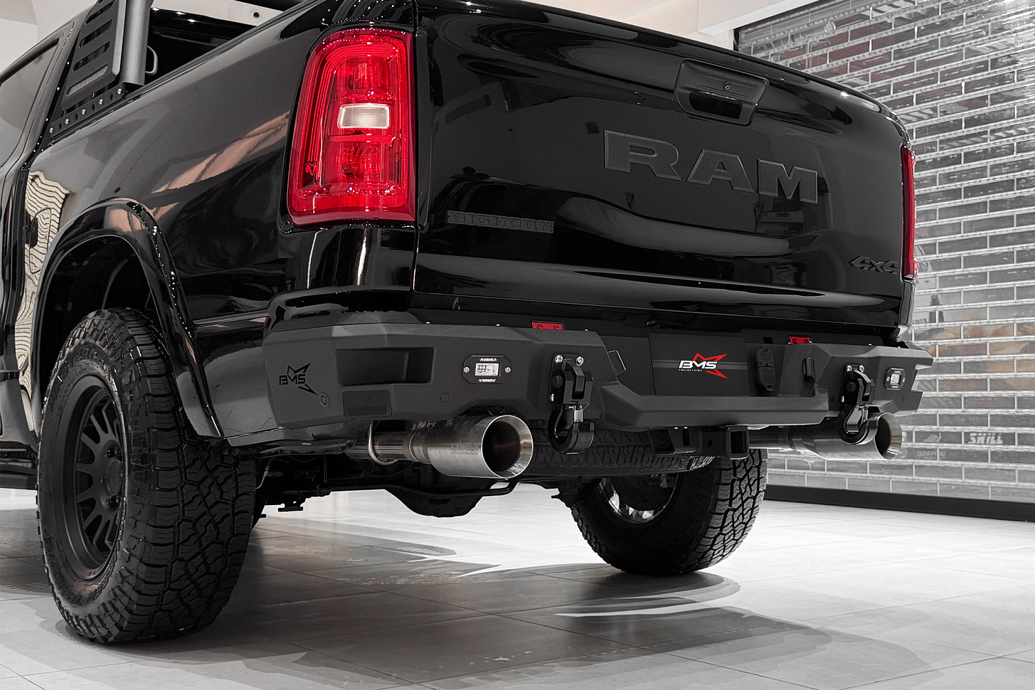 Бампер задний PRO-Line RAM 1500 V 2024-2026