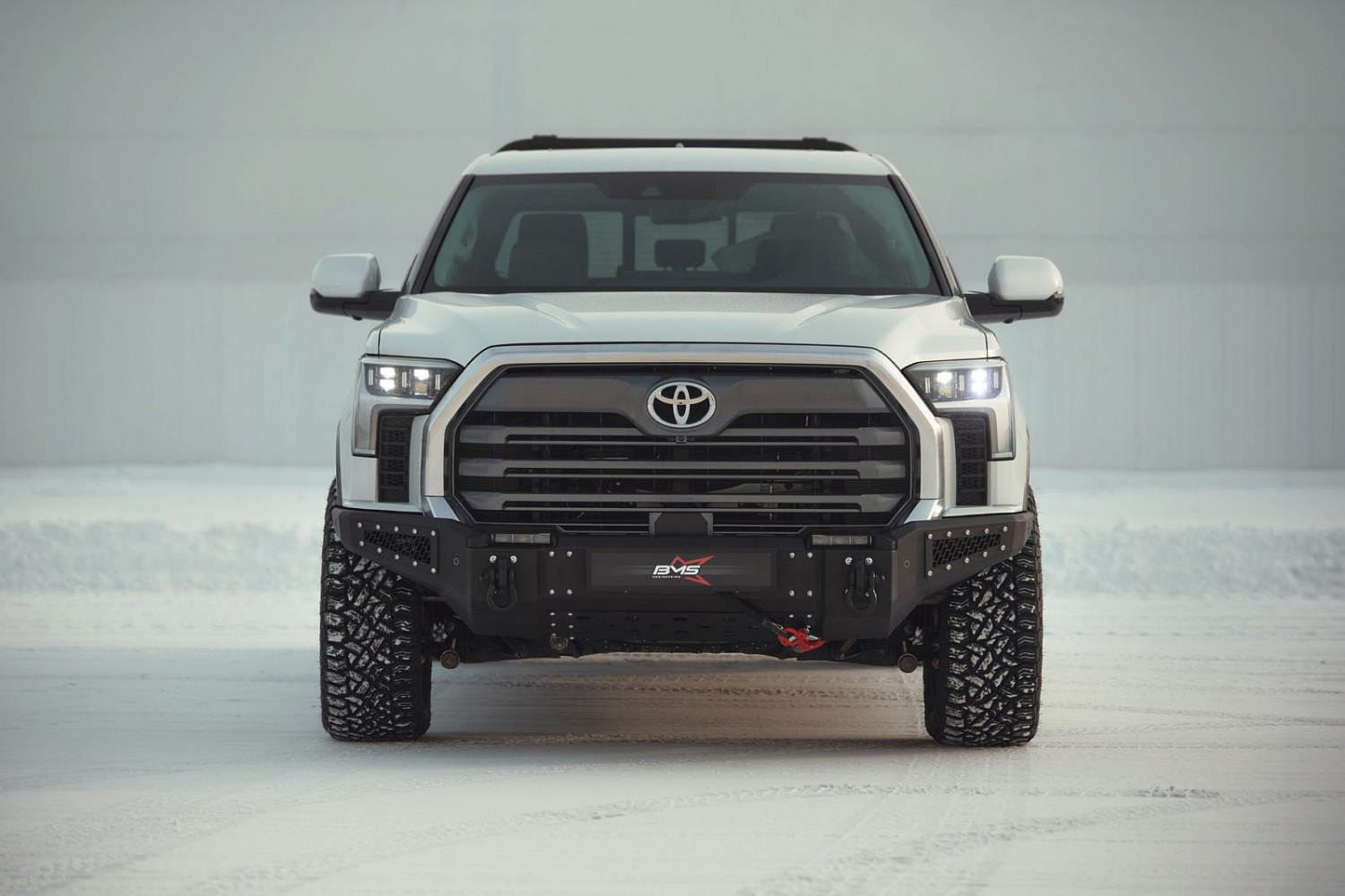 Бампер передний PRO-Line Tundra III 2021-2026