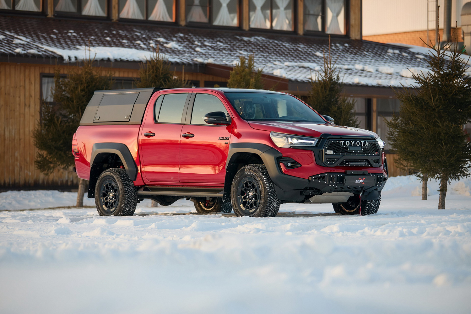 Бампер передний Urban Hilux VIII GR Sport 2 2023-2025