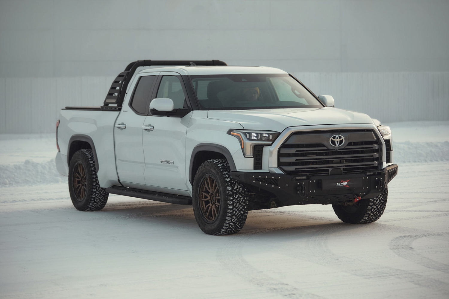 Бампер передний PRO-Line Tundra III 2021-2026