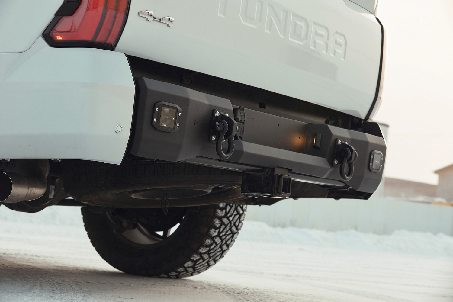 Бампер задний PRO-Line Tundra III 2021-2026