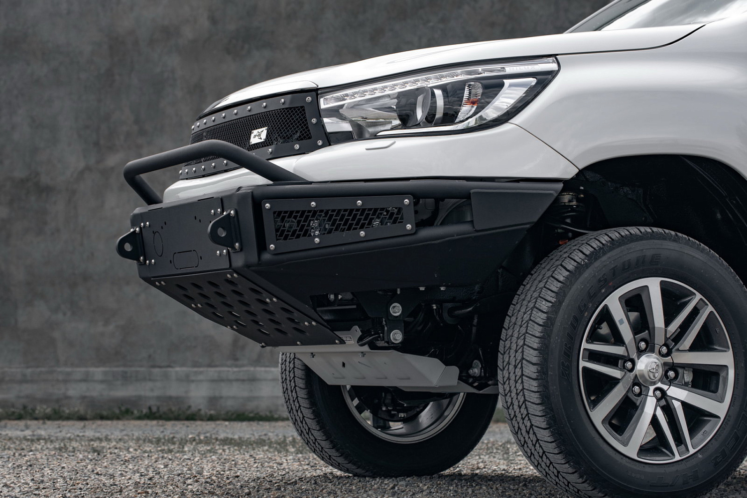 Бампер передний ALFA Hilux VIII 2015-2020