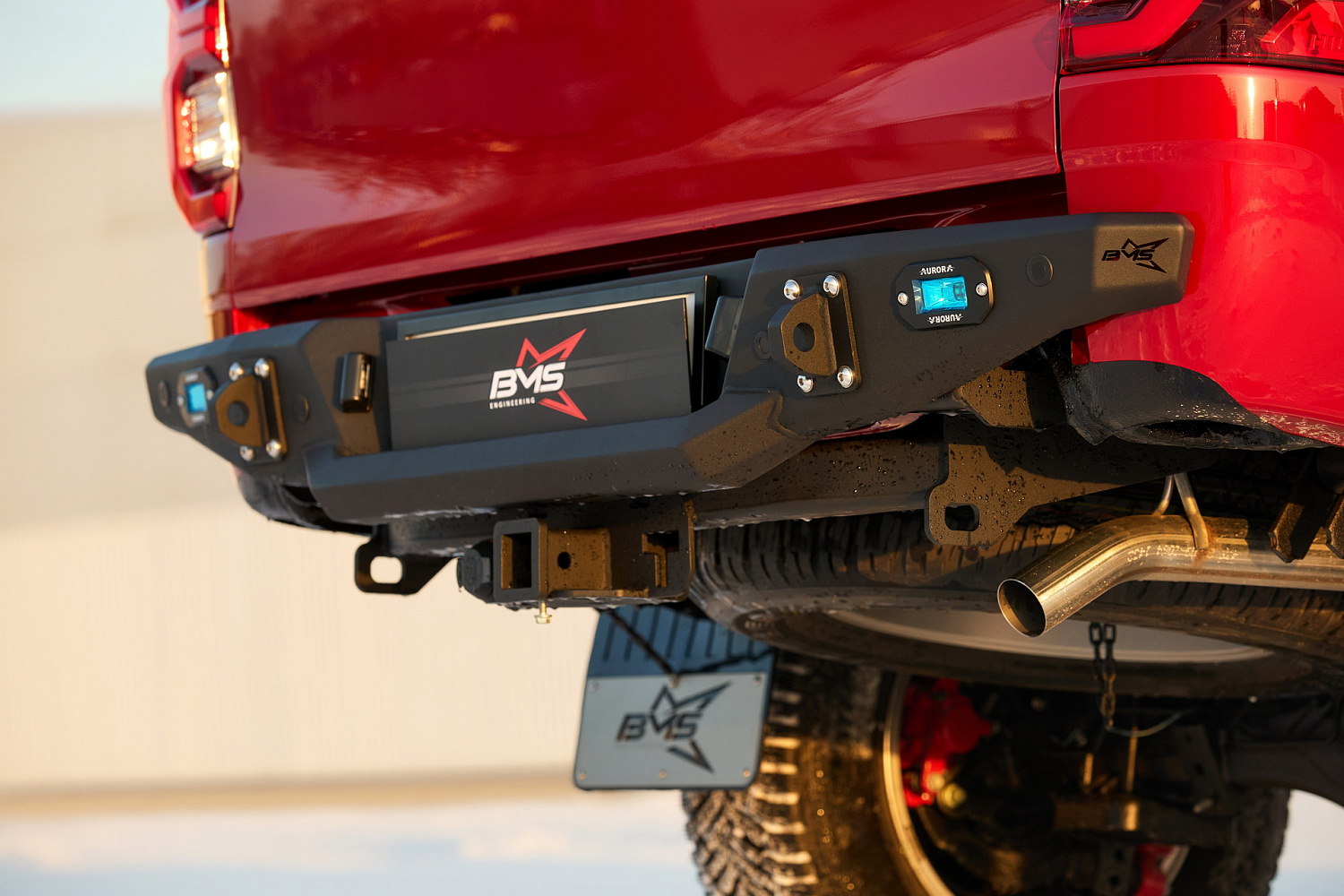 Бампер задний Urban Hilux VIII 2015-2025